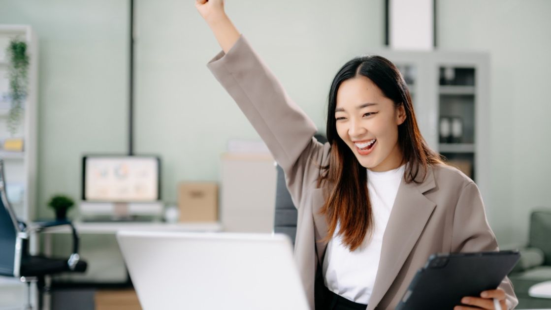 10+ Cách rèn luyện trí tuệ cảm xúc tốt hơn vào công việc