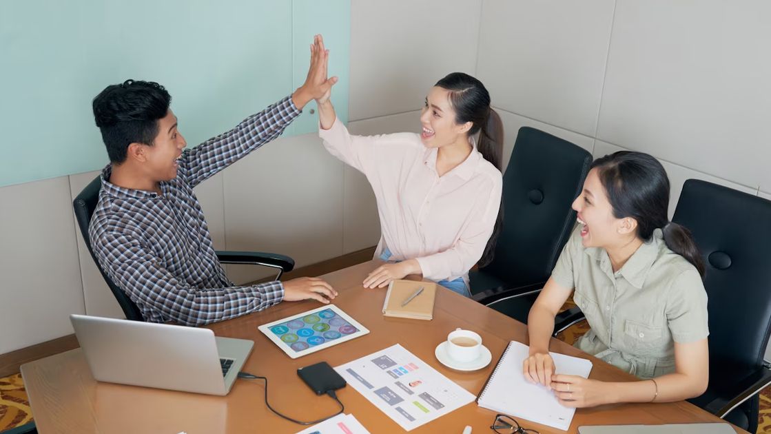 What is a good way to start being a mindful leader