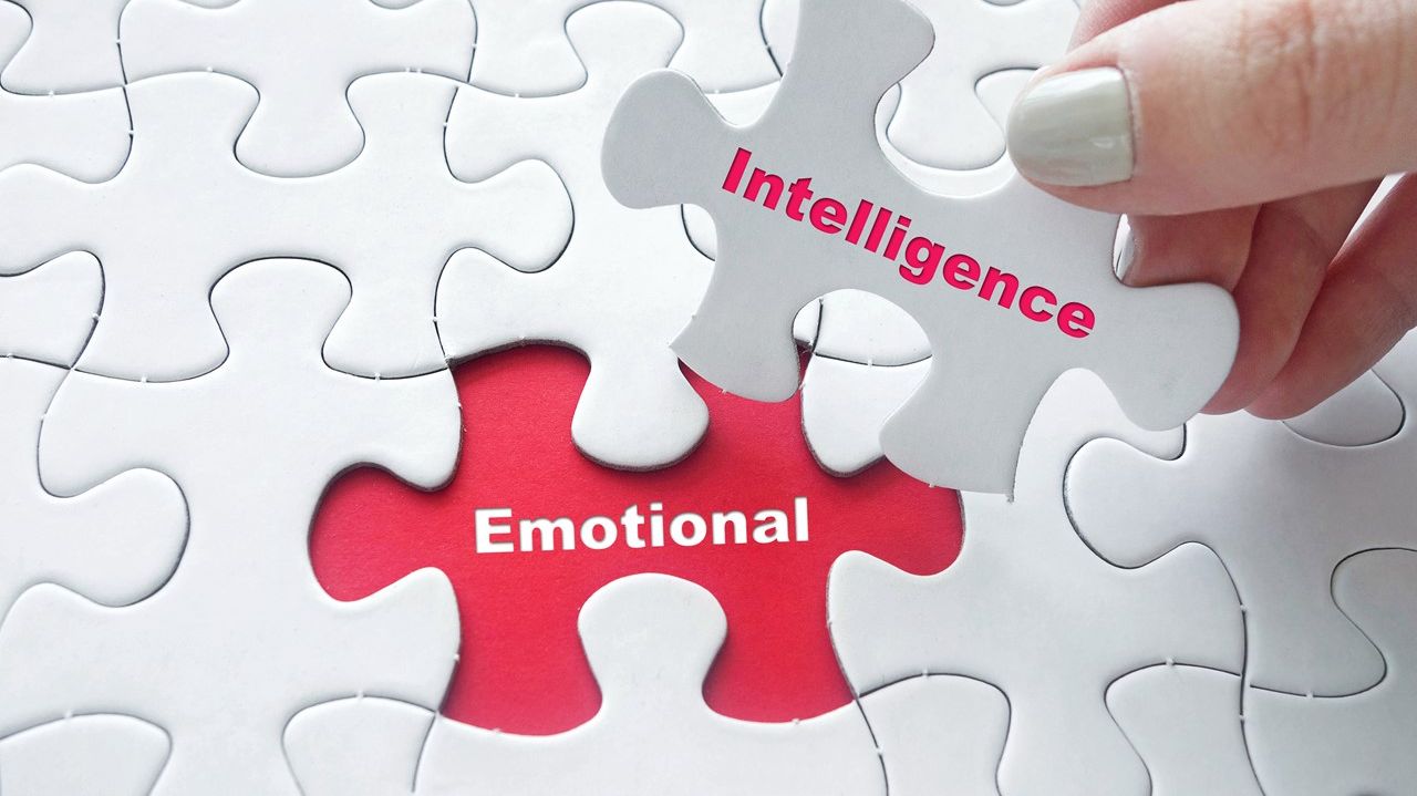 7 Habits of highly emotionally intelligent people