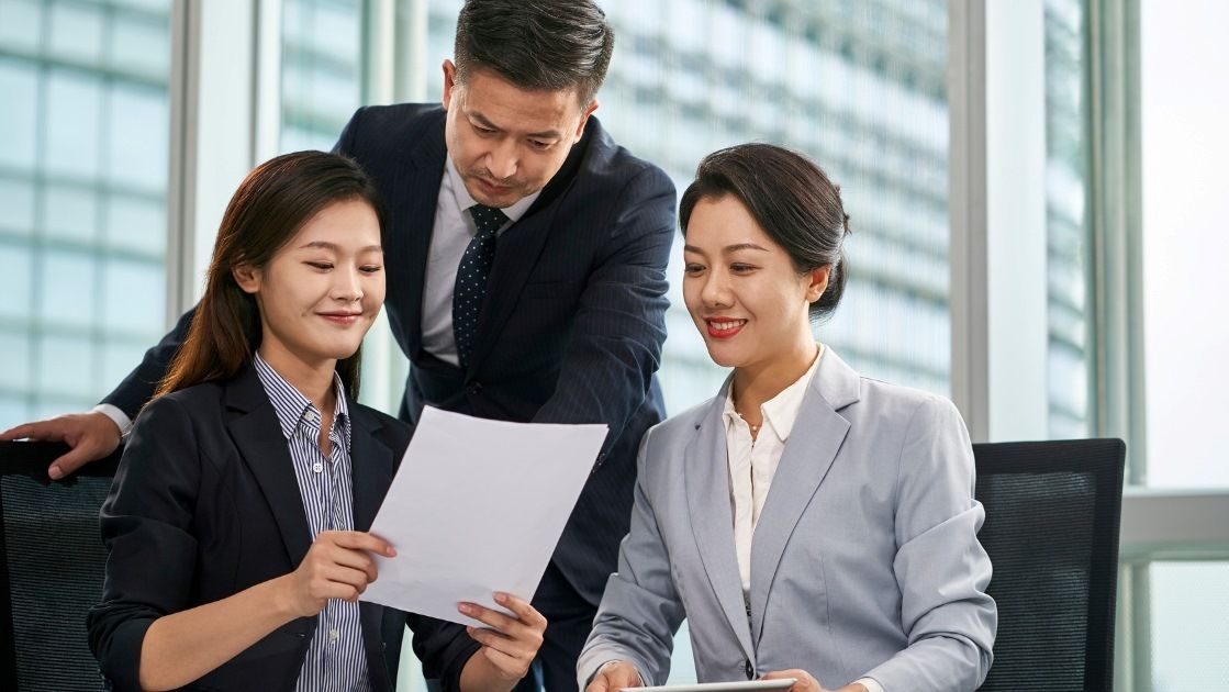 Đường cong thay đổi cảm xúc chồng lắp: Cách xây dựng năng lực thích ứng